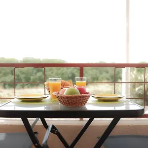 sea-view-apt.hotels-lisbon-portugal.com/